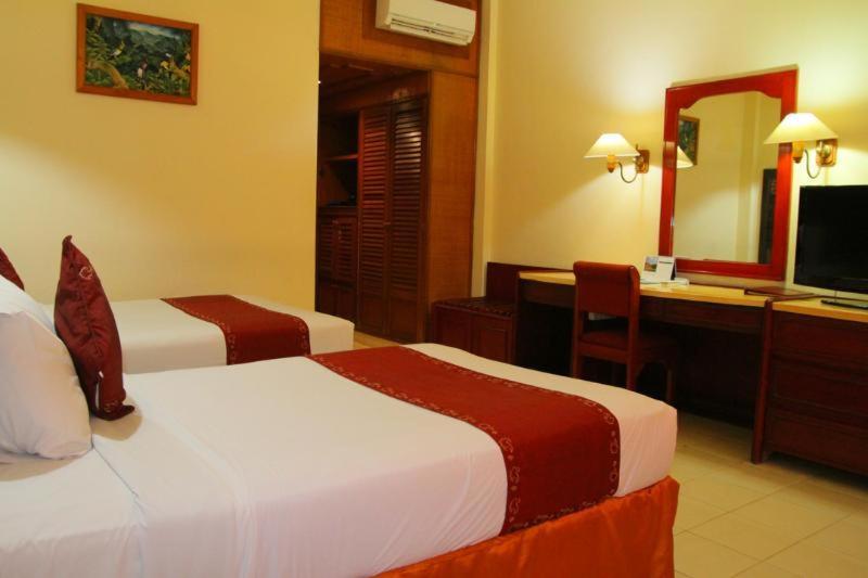 Inna Sindhu Beach Hotel & Resort Sanur Стая снимка